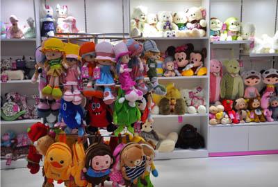 香港如何开儿童玩具店,朵朵公仔需求旺 - 中国贸易网